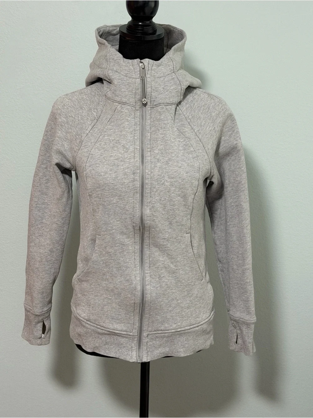 LULULEMON Women’s Scuba Full Zip Hoodie- 6